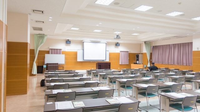 協会ビジネスを立ち上げる方法をご紹介|知識を生かして仕事する方法